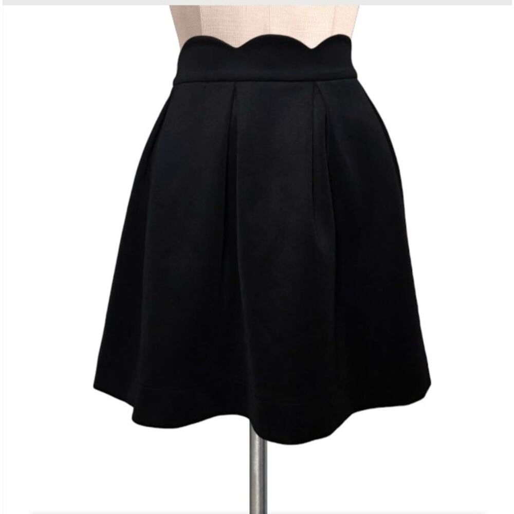 Boutique BLUE RAIN Black Scalloped Waist Flare Skirt M